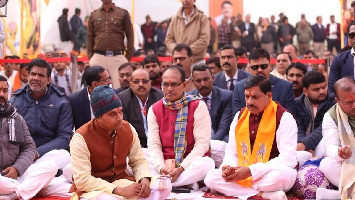 मध्य प्रदेश के पूर्व सीएम शिवराज सिंह चौहान की दोहरी टिप्पणियों ने राज्य भाजपा इकाई के भीतर दरार की चर्चा को हवा दे दी है
