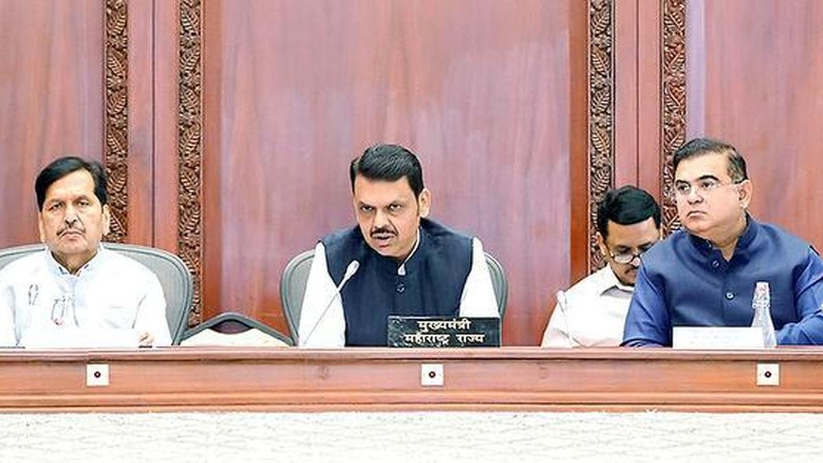 महाराष्ट्र सरकार ने एससी और एसटी छात्रों के लिए छात्रवृत्ति भत्ता बढ़ाने को मंजूरी दे दी है