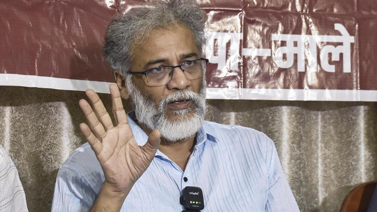 संविधान का मजाक बना रहा है चुनाव आयोग: दीपांकर