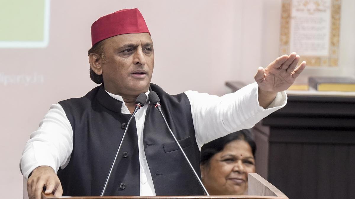 सपा ने राज्यसभा चुनाव के लिए तीसरा उम्मीदवार नहीं उतारने का फैसला किया है
