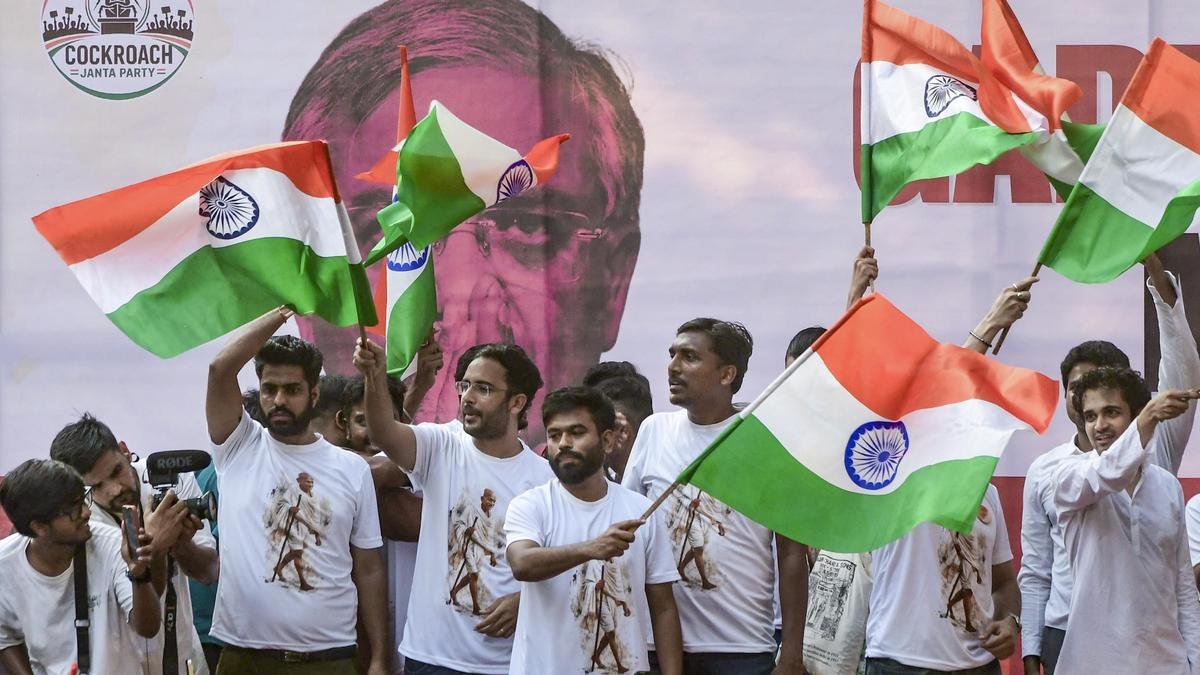 सीईसी के इस्तीफे की मांग को लेकर सीजेपी के विरोध प्रदर्शन में हजारों लोग शामिल हुए और 'ज्ञानेश, यह हो गया भाई' की गूंज सुनाई दी